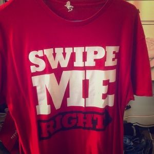 Red short sleeve tshirt